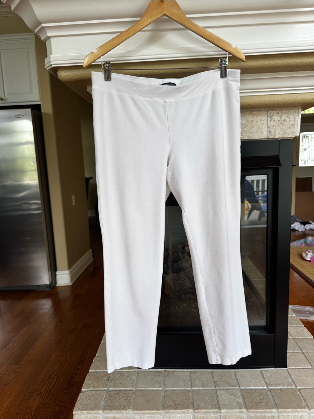 Eileen Fisher Washable Stretch Crepe White Pull on Pants in White Medium